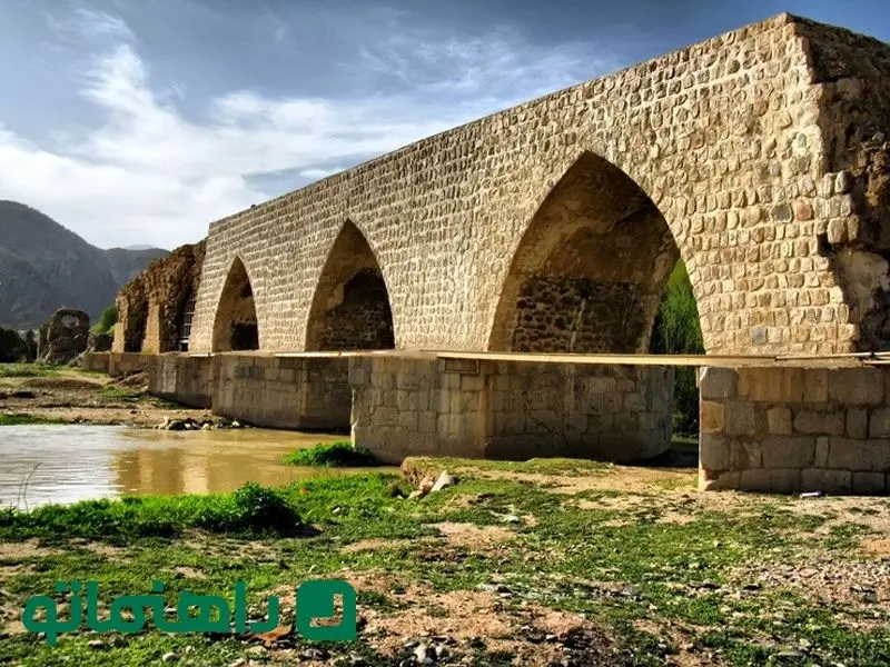 کهن‌ترین نشانه‌های زیست انسان در لرستان + تصاویر و معرفی آثار باستانی