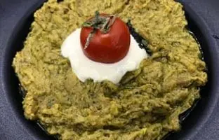 طرز تهیه کشک بادمجان خانگی با پخت و نکات بی نظیر شمالی ها