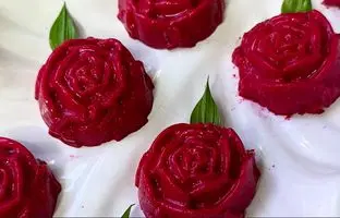 لبو را با این روش خاص برای شب یلدا درست کنید