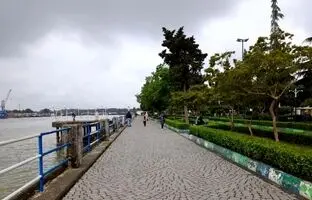 ایران قدیم؛ «قایق ها و کشتی ها در اسکله بلوار بندرانزلی»؛ سال 50 + تصویر