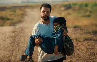 شروین حاجی‌پور برای سریال جواد عزتی خواند + ویدئو