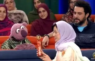
پشت‌صحنه رقص جنجالی جناب خان با کفش‌های اوشین + ویدئو