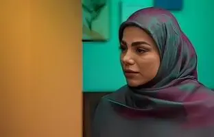 مجری صداوسیما: چه اشکالی دارد که یک دختر در زمان نامزدی باردار شود؟ + ویدئو