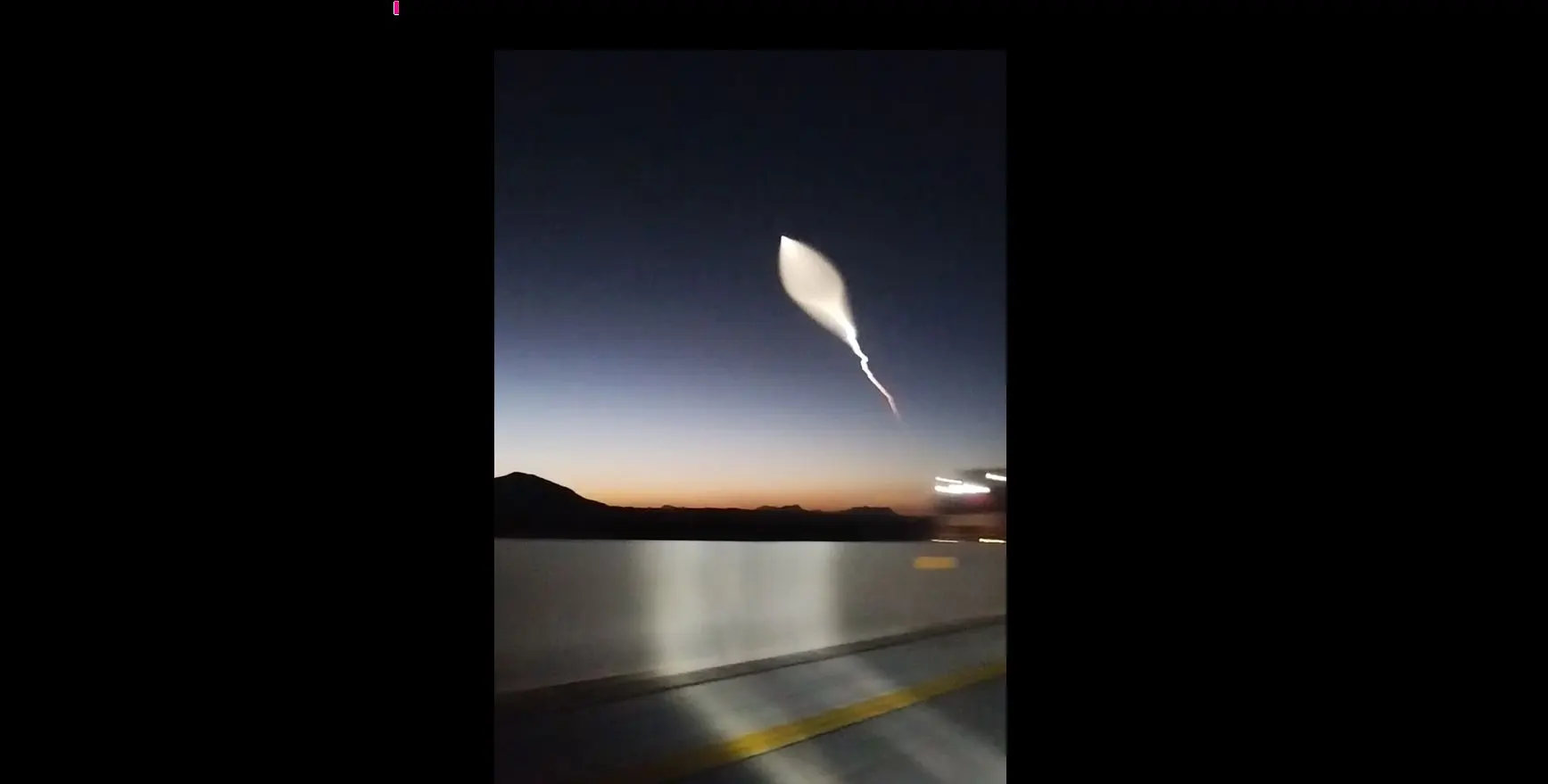 نمایی حیرت انگیز و سینمائی از موشک جدید ایران در آسمان + ویدئو