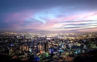 راهنمای سفر چند ساعته: بام تهران؛ گشت و گذار در آسمانها