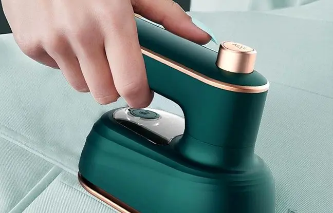 انواع اتو و کاربردشان؛ از مدل‌های بخار تا پرسی، کدام را بخریم؟