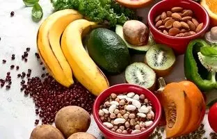 ۴ خوراکی مفید و طبیعی برای رفع حالت تهوع
