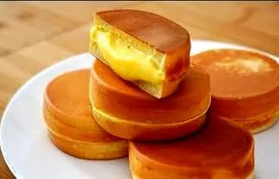 طرز تهیه پنکیک کرم کاستارد بدون نیاز به فر + ویدئو