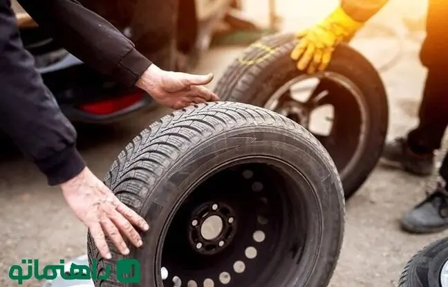 نحوه تعویض لاستیک خودرو؛ آموزش گام به گام + جک را کجای ماشین بزنیم؟