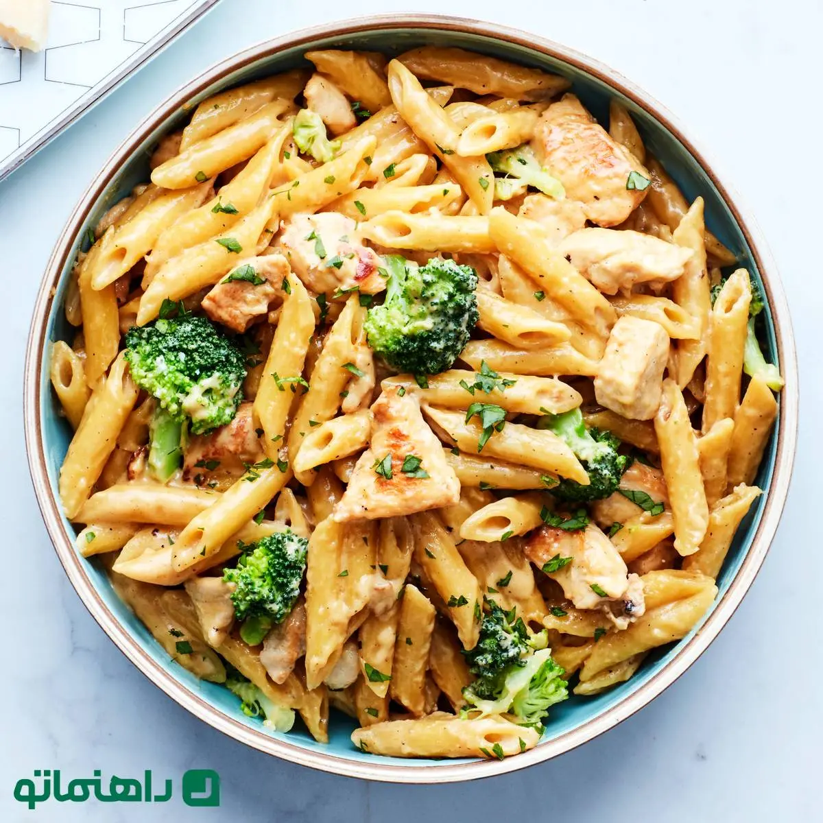 طرز تهیه پاستا آلفردو به سبک رستورانی + ترفند پخت قارچ و گوشت برای پاستا