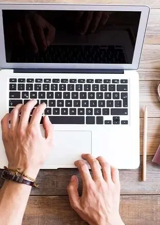 بهترین سایت ها برای رزرو تور لوکس کیش کدامند؟