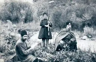 صف کشیدن آلمانی‌ها برای دیدن ناصرالدین شاه + عکس