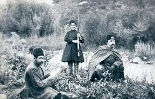 صف کشیدن آلمانی‌ها برای دیدن ناصرالدین شاه + عکس