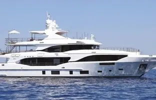 گران‌ترین قایق جهان با بدنه‌ای از ۱۰۰ هزار کیلوگرم طلای ناب +ویدئو