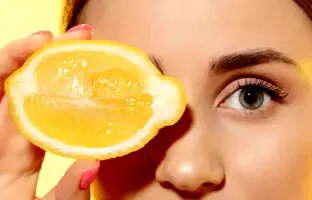  7 ماسک خانگی معجره گر با لیموترش برای پوست
