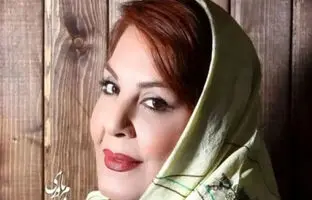 عکسی کمتر دیده شده از زهره حمیدی در کنار دخترش 