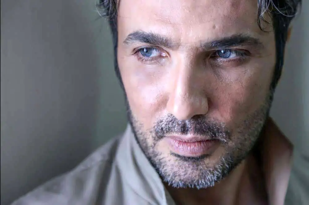 محمدرضا فروتن: «دیگه از کتک زدن زن ها خسته شدم!» + ویدئو