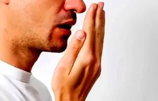 خداحافظی با بوی بوی بد دهان؛ این خوراکی‌ها راه نجاتند