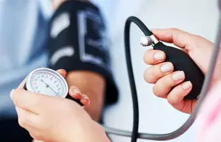 بهترین و بدترین زمان گرفتن فشار خون + نکات مهم 