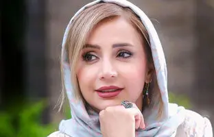 استایل شبنم قلی خانی با مانتوی کتی کوتاه و مجلسی + عکس