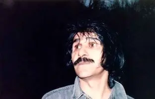 زیباترین اشعار فارسی؛ خون‌بهای عمر رفته از زبان حسین پناهی