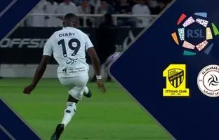 خلاصه بازی الشباب 2 - الاتحاد 3 + ویدئو