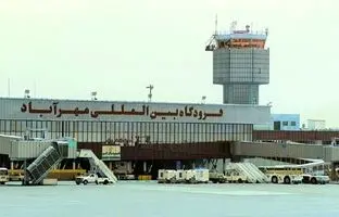 تهران قدیم؛ «فرودگاه مهرآباد» وقتی کوچک و اطراف اش بیابان بود؛ دهه 40 + تصویر