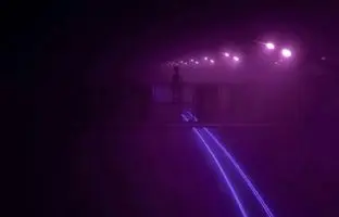 چرا چراغ‌های خیابان‌ها در آمریکا بنفش شدند؟