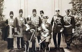 صدایی یادگار از دوره قاجاریه/ وقتی صدای یک مناجات شاه را از خود بی خود کرد + ویدئو