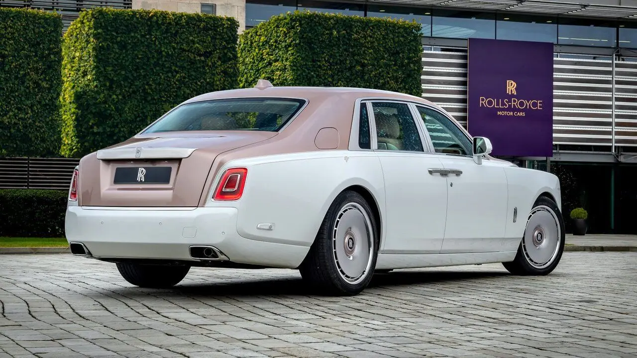 هدیه زیبای رولزرویس برای روز پدر /عکس