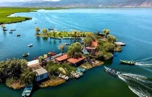 ۳ آبشار و ۱ دریاچه بهشتی در شهر سوئیسی کردستان؛ تجربه یک سفر رویایی و خنک