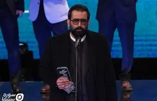 
سیمرغ بلورین بهترین فیلم به سیدمازیار هاشمی برای «زیبا صدایم کن» اهدا شد + ویدئو