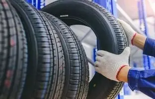روش‌ های تشخیص درصد آج لاستیک ؛ حداقل عمق آج لاستیک چقدر باید باشد؟