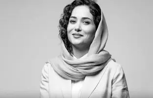 ویدیوی احساسی پریناز ایزدیار از مزار پدر تازه‌ درگذشته‌اش + ویدئو