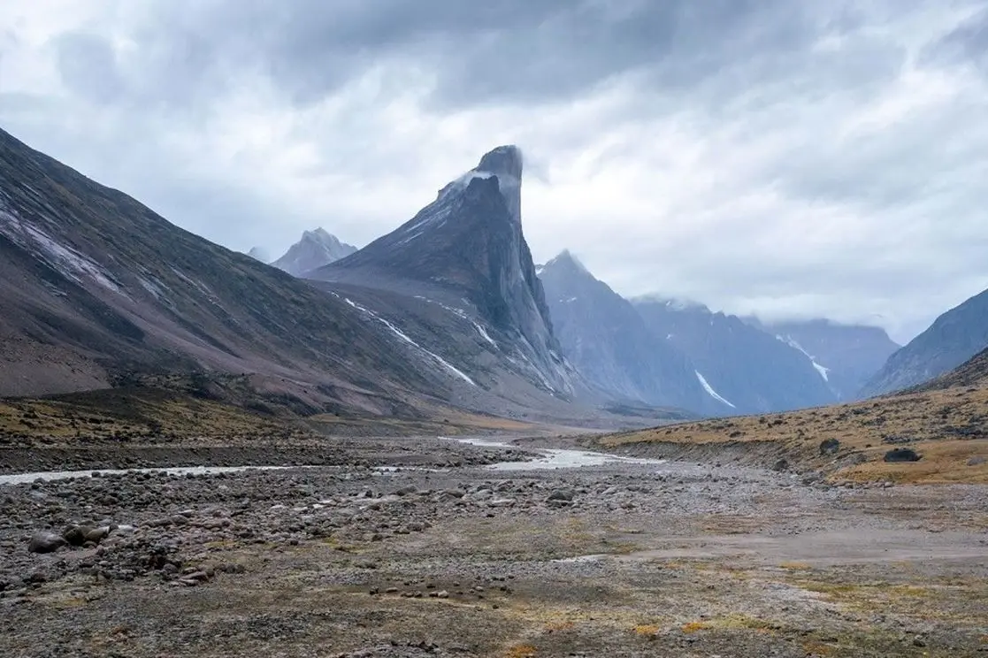 «عمودی‌ترین» کوه جهان که اگر از آن سقوط کنید 26 ثانیه بعد به زمین می‌رسید