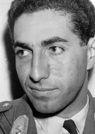 «علیرضا و غلامرضا پهلوی» در یک مراسم رسمی؛ دهه 1310