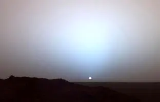 چرا غروب خورشید در مریخ، آبی رنگ است؟