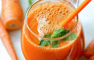  روش نگهداری آب هویج و نکات مهم در ماندگاری آن 