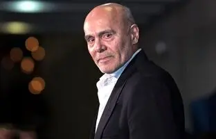 محمدرضا تنها آهنگی برای جمشید هاشم‌پور خواند
