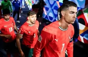  ستاره اسپانیا برای گرفتن پیراهن رونالدو صبر نکرد! + ویدئو