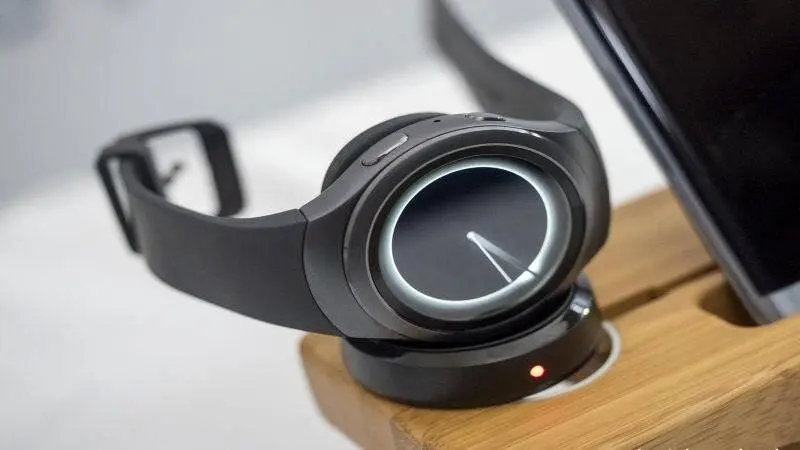 انواع روش شارژ ساعت هوشمند