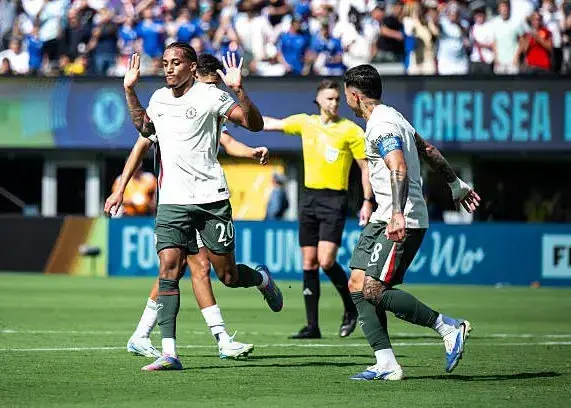 خلاصه بازی فلومیننزه 0 - چلسی 2 + ویدئو