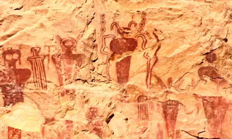  نقاشی ۴۴ هزارساله «انسان‌های شکارچی دُم‌دار» در یک غار پیدا شد 
