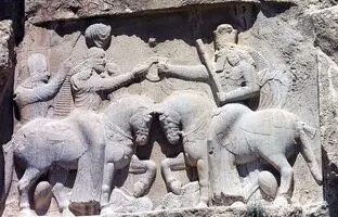مرگ پادشاه ۹ ساله ساسانی چطور تاریخ ایران را تغییر داد؟‌
