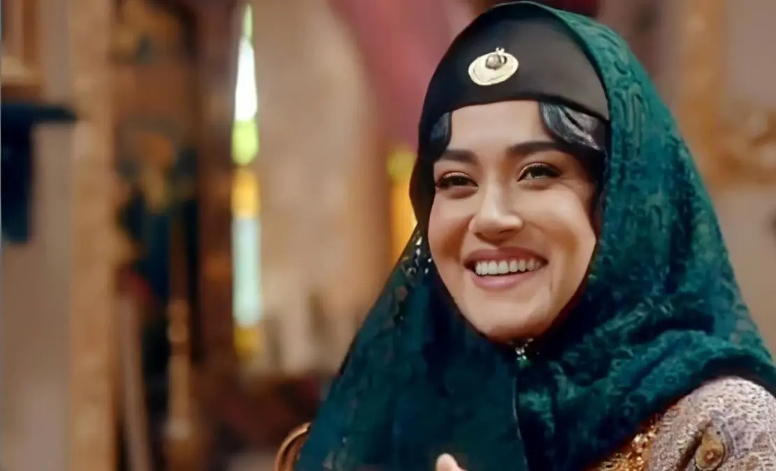  تیپ و چهره متفاوت «پریناز و پیمان معادی» در پشت صحنه سریال ازازیل + تصویر