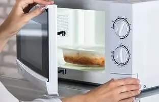 پنج مایکروویو پرفروش بازار با حداکثر بودجه 10 میلیون تومان + نکات خرید مایکروویو