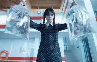 فصل دوم سریال Wednesday در راه است!
