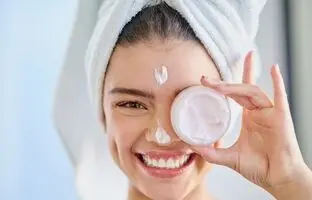 راهنمای خرید بهترین کرم مرطوب کننده برای پوست های خشک