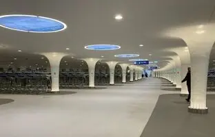 (تصاویر) افتتاح خیره کننده ترین پارکینگ مخصوص دوچرخه‌ها در زیر آب