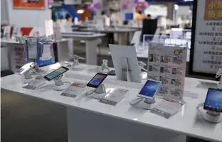 فروش موبایل در چین به پایین ترین میزان رسید